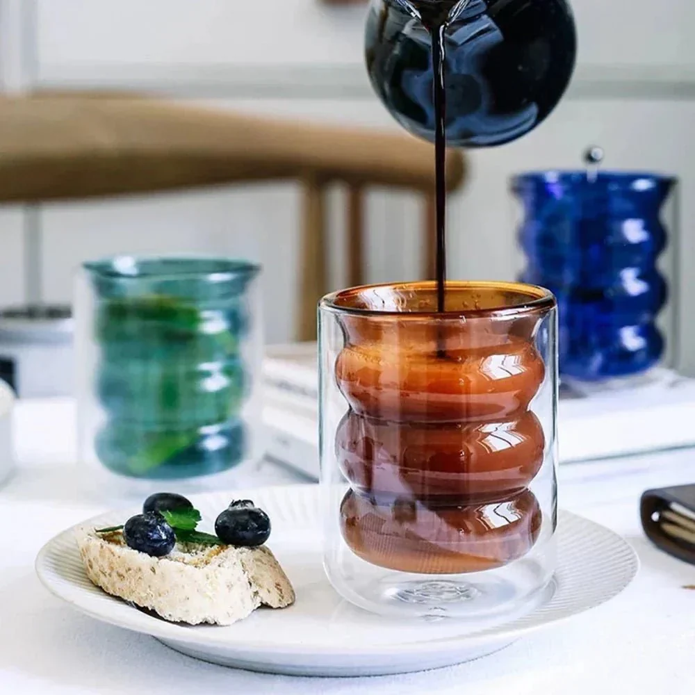Ondula Luxe Dubbelwandige Glazen Tasse – Elegant Design voor Stijlvolle Momenten - Afbeelding 4
